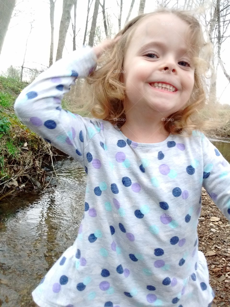 Smile in the creek