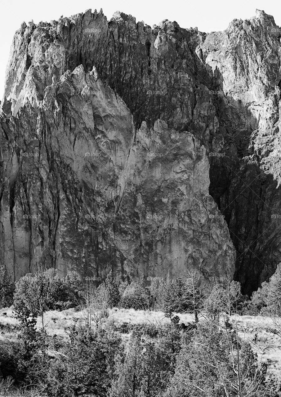 Incredible rock formation at Smith Rock State Park in Central Oregon 