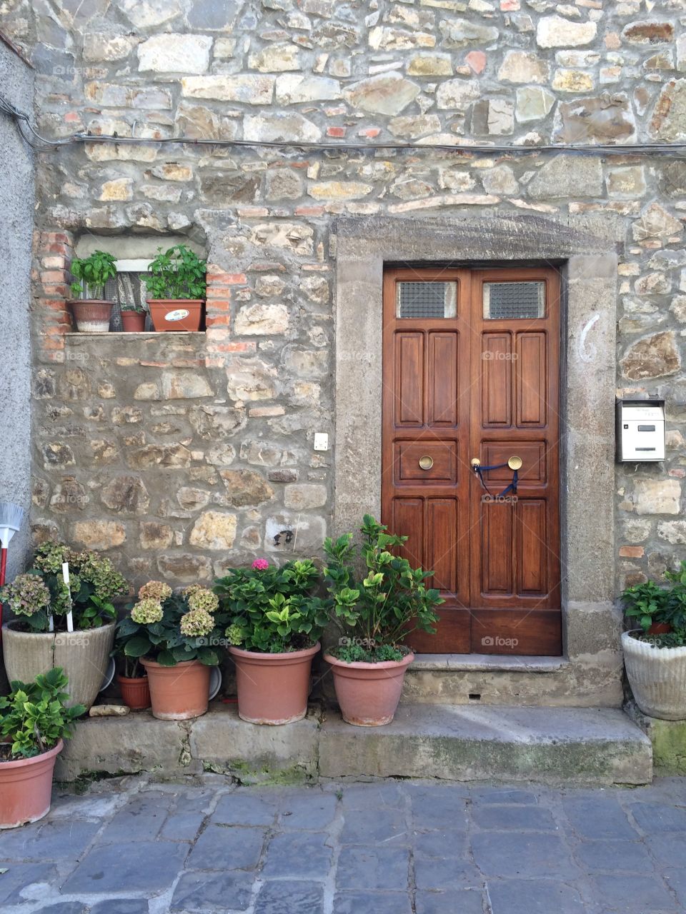 Montegiovi Door
