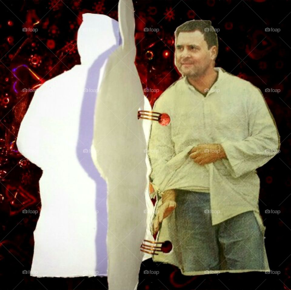 the face book of INDIAN Politician RAHUL GANDHI .
    it's the first book entire the worldwide in the world till now. 
    if you want to earn money with it you should download it's first photograph at the first sight and keep it and share it.