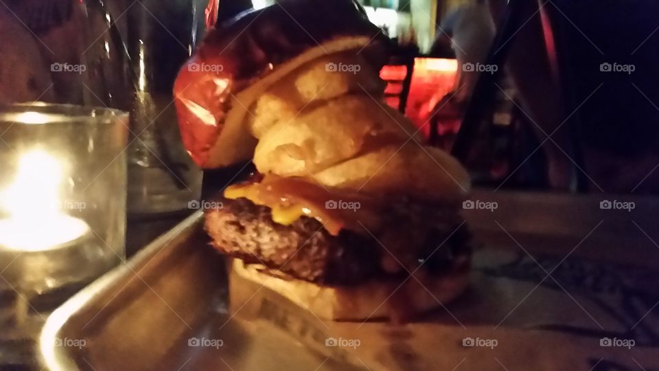 Yummy Pretzel Burger