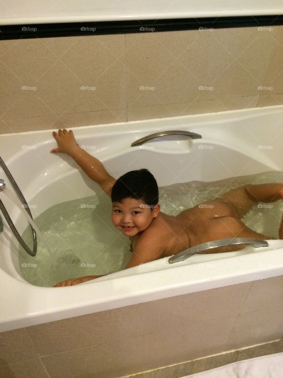 Swimming in the bath tub