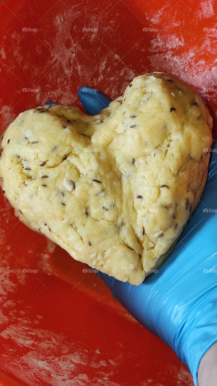 dough heart