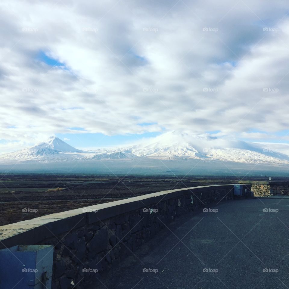 The Little (left) and Great (right) Mt. Ararat