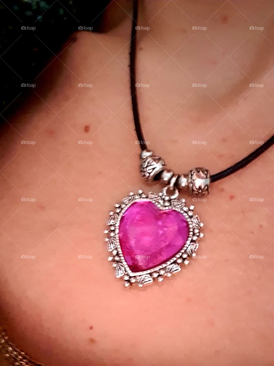 Beautiful necklace with a stone in heart shape.