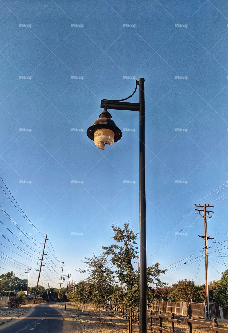 Broken Streetlamp