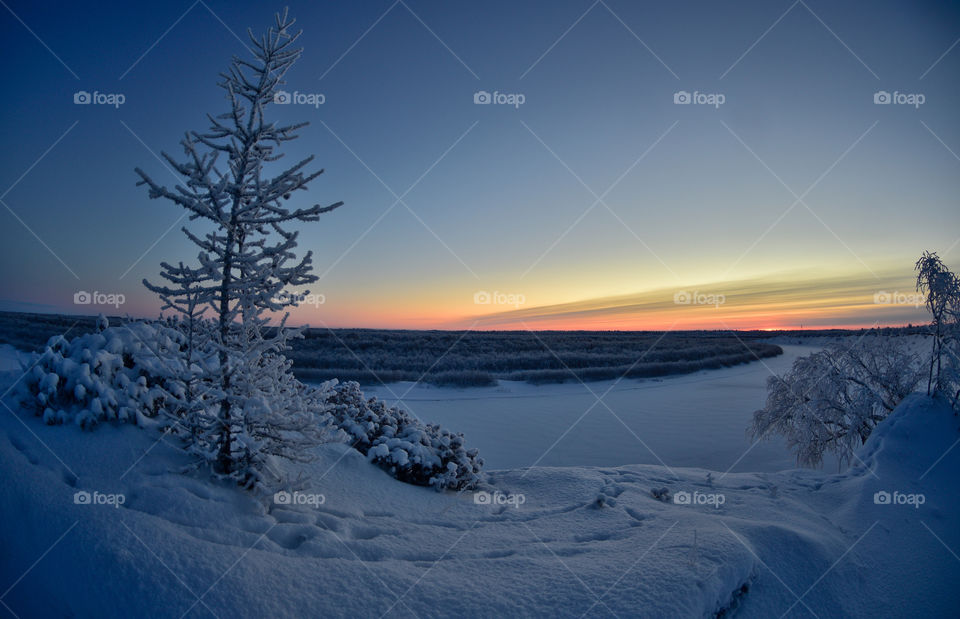 Winter, dawn, morning, winter dawn, winter morning, silence, sun, winter sun, frosty morning, frost, red, snow, frost, snowy road, frost, north, northern dawn sunset, snowflakes, color,