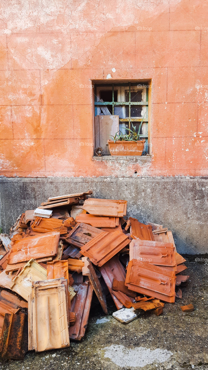 Window in Padivarma in Italy