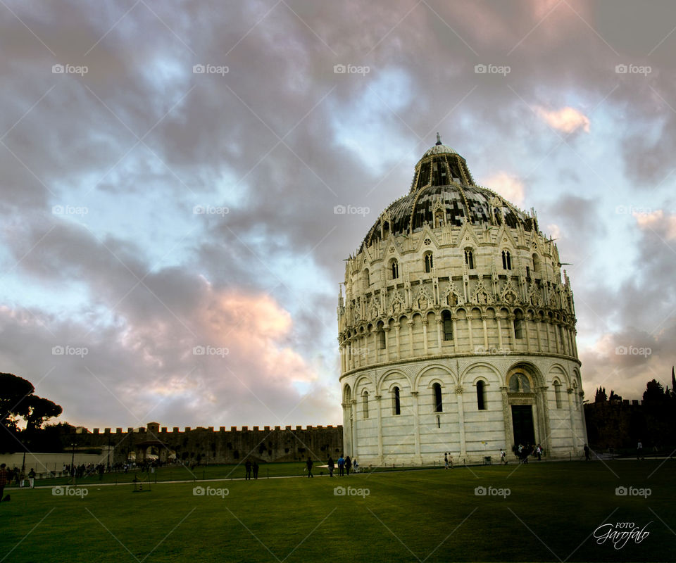 Pisa, piazza dei miracoli