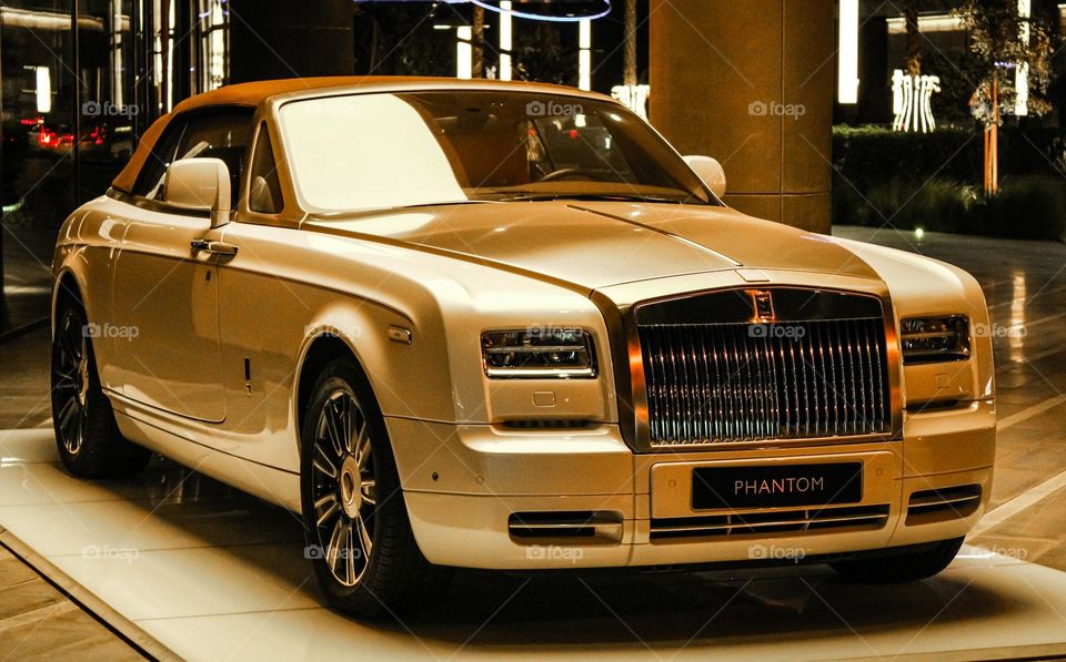 rolls royce brand car