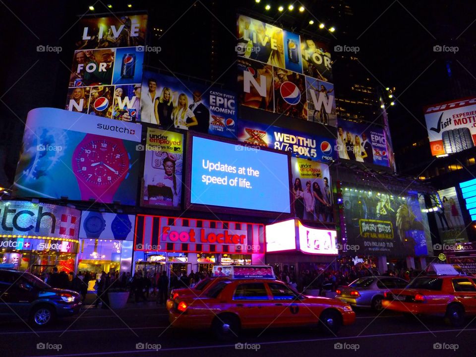 NEW YORK CITY TIMES SQUARE THE BROADWAY