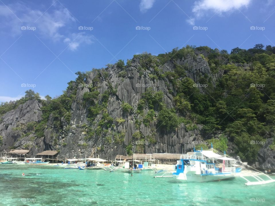 Turquoise water in Palawan Philippines