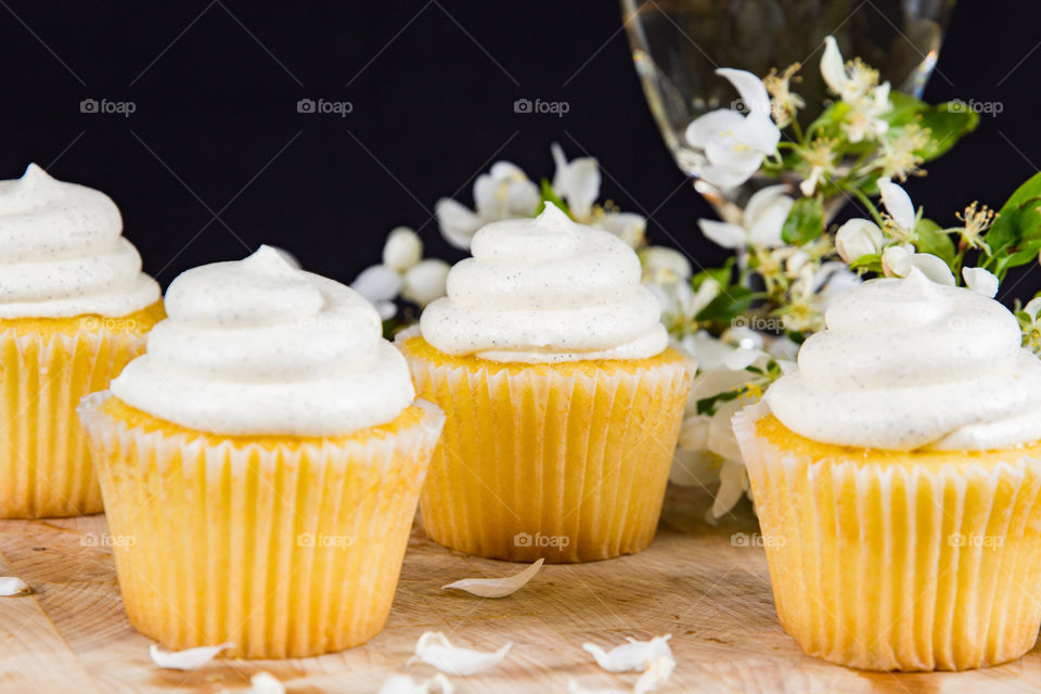 Wine and Cupcakes