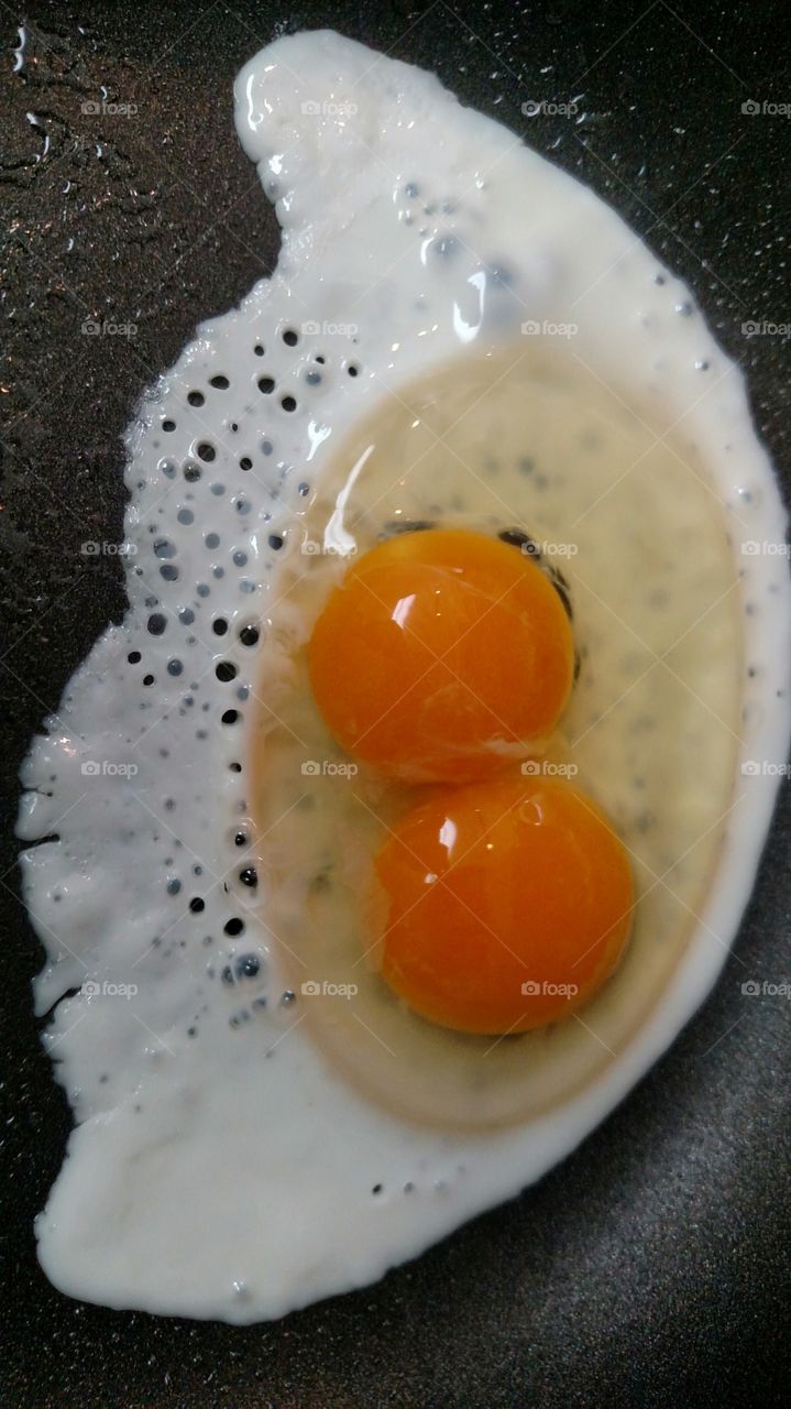 Double Yolker