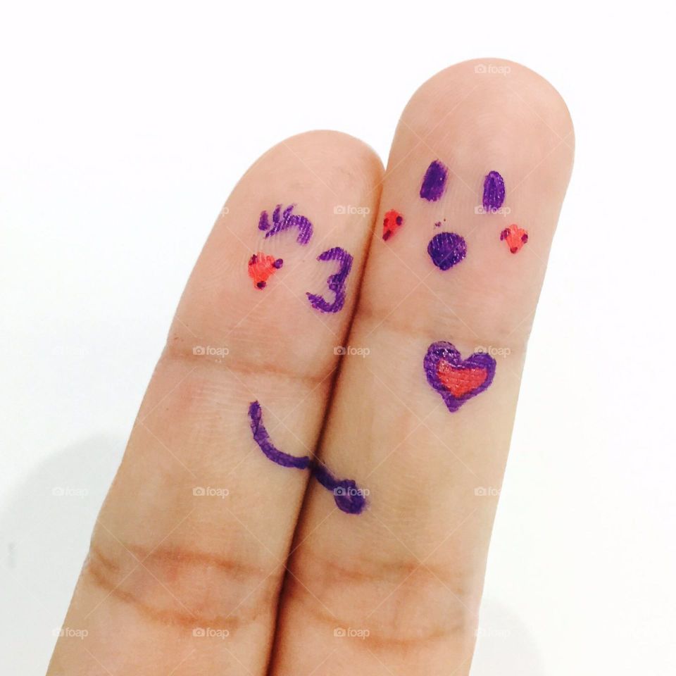 Cutie lovey fingers