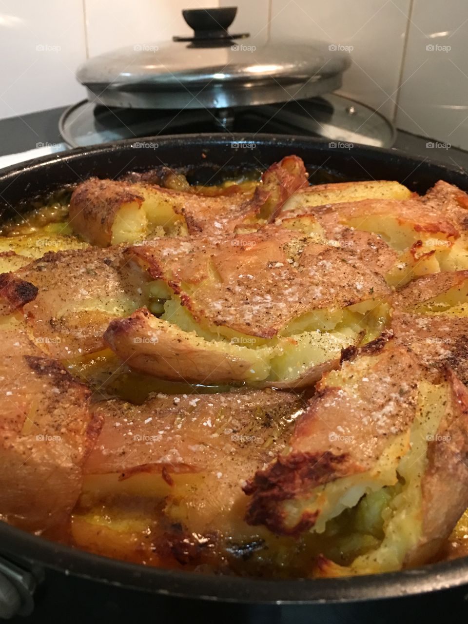 Shepherds pie with smashed roasted potato topping