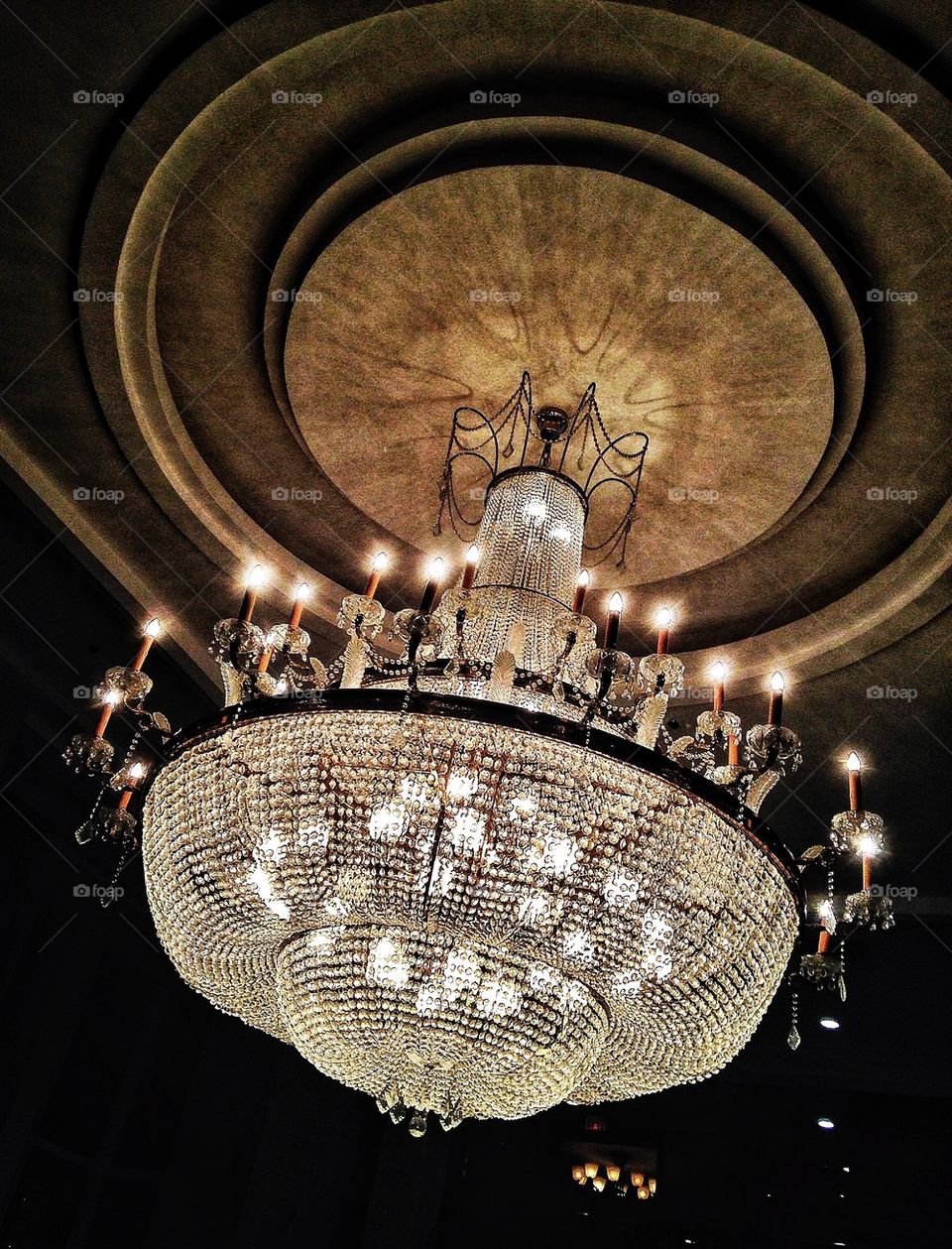 Chandelier 