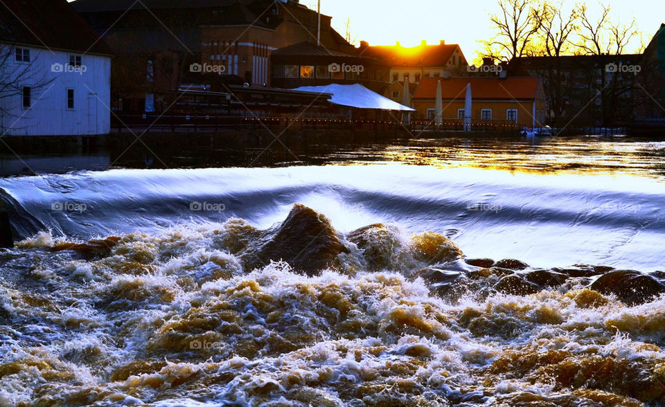 Kokande översvämmad Fyriså