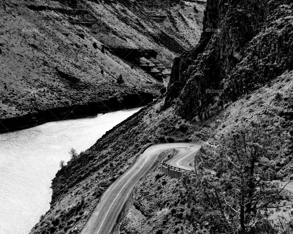 A winding road leads down to Lake Billy Chinook in Central Oregon. 