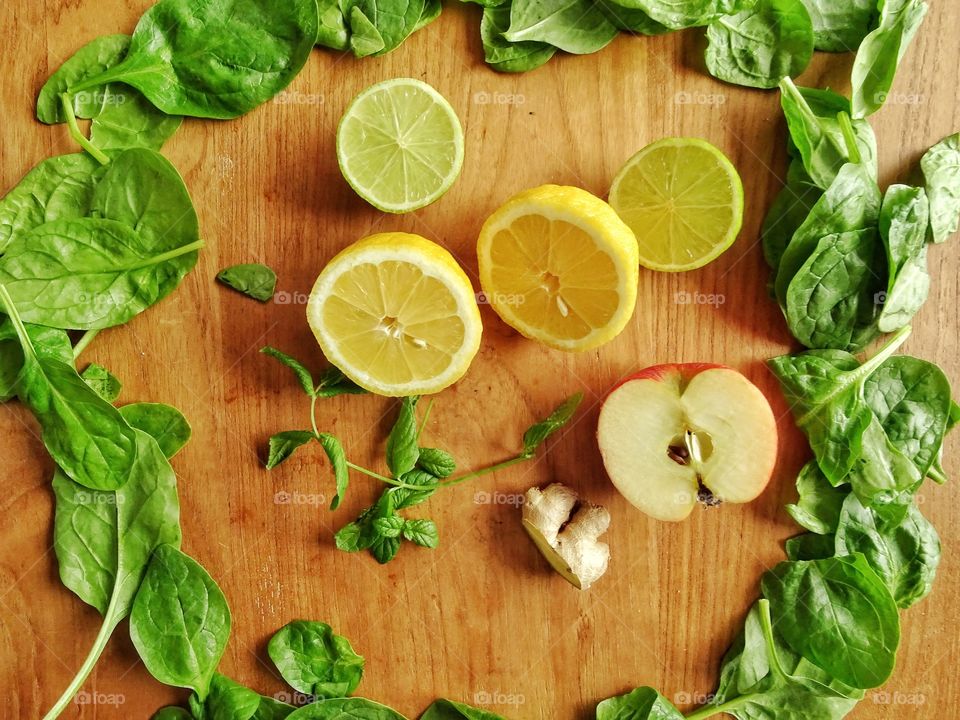 Green Smoothie Ingredients