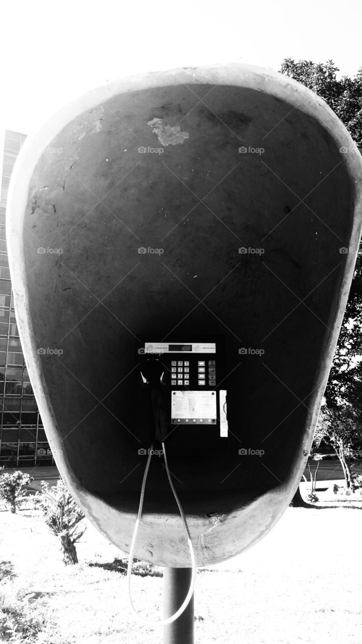telefone orelhão public telephone