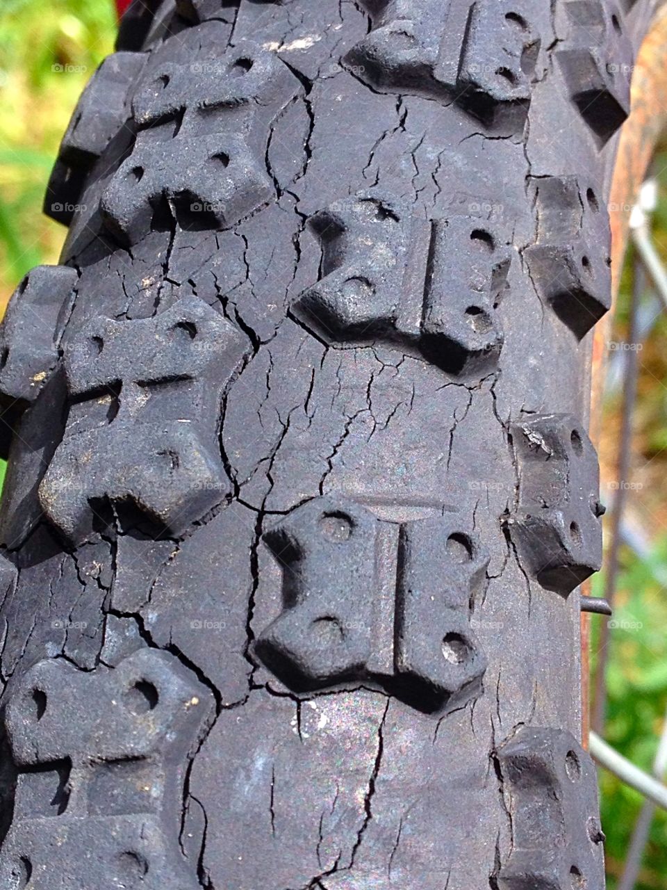 Cracked Tread
