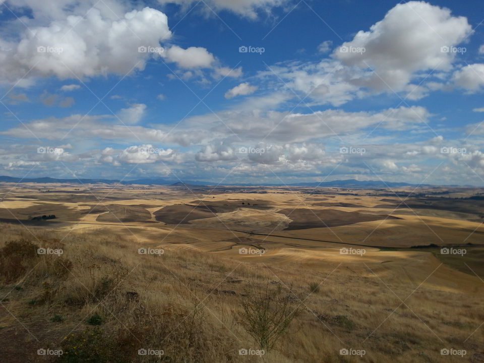 Clouds at steptoe butte