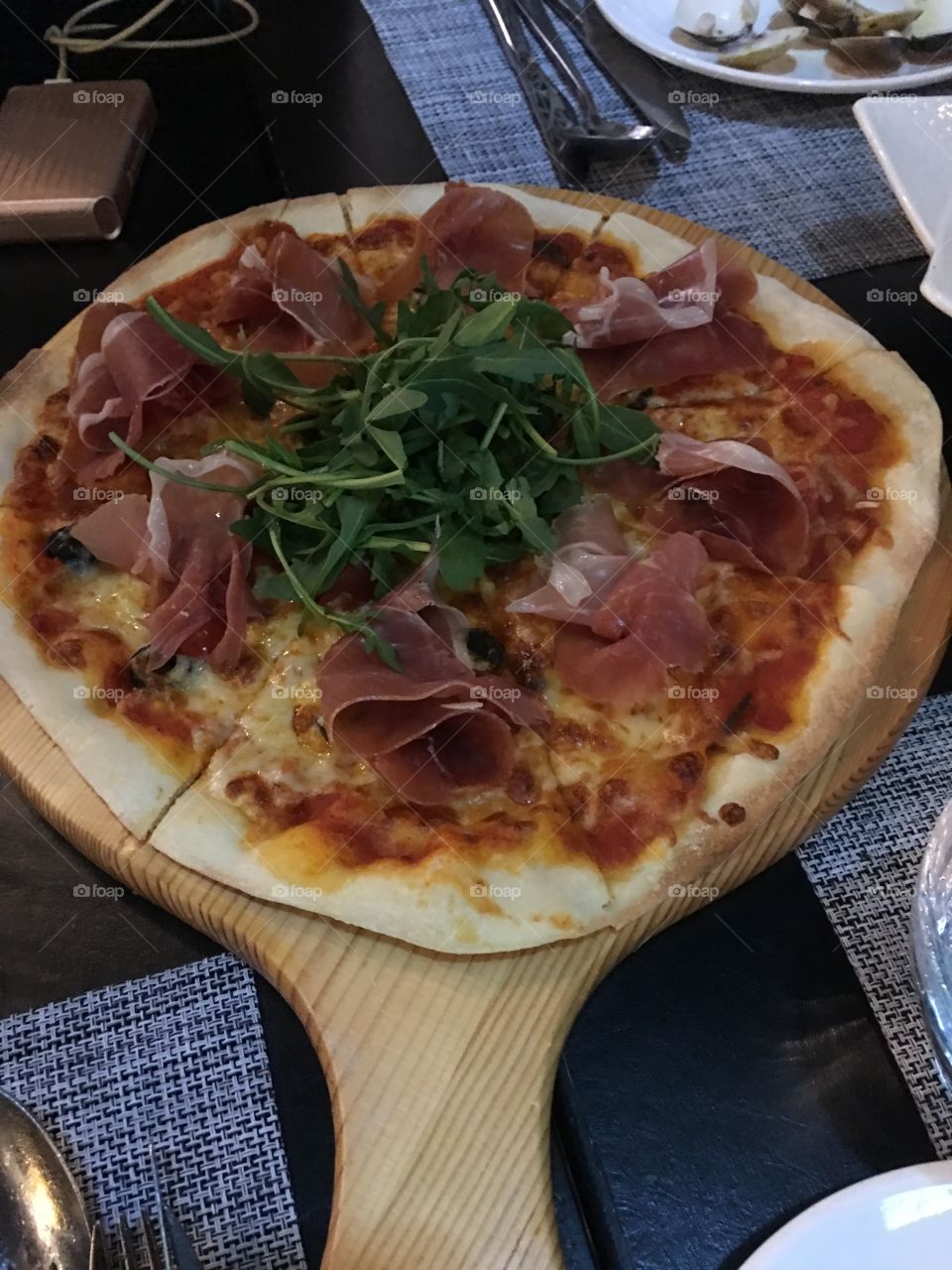 Parma ham pizza