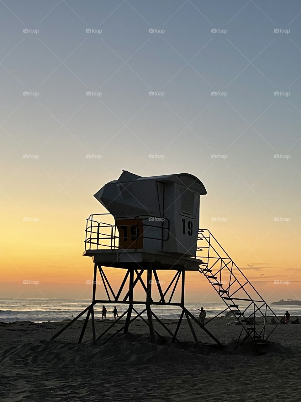 Sunsets on the beach make my soul happy. 