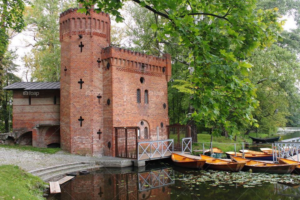 Poland castle boat ride available to visitors to go vacation having fun with family friends
