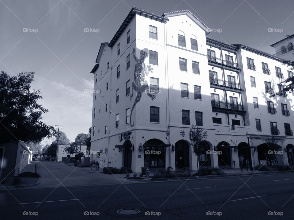 architecture. taking pictures in downtown Sacramento