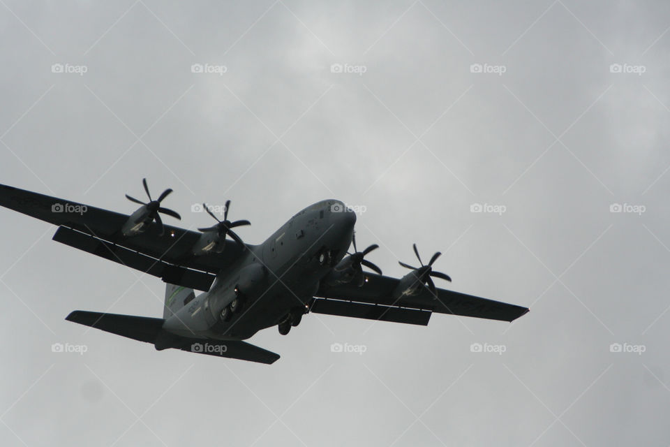 sky gray plane big by mengzishiliu