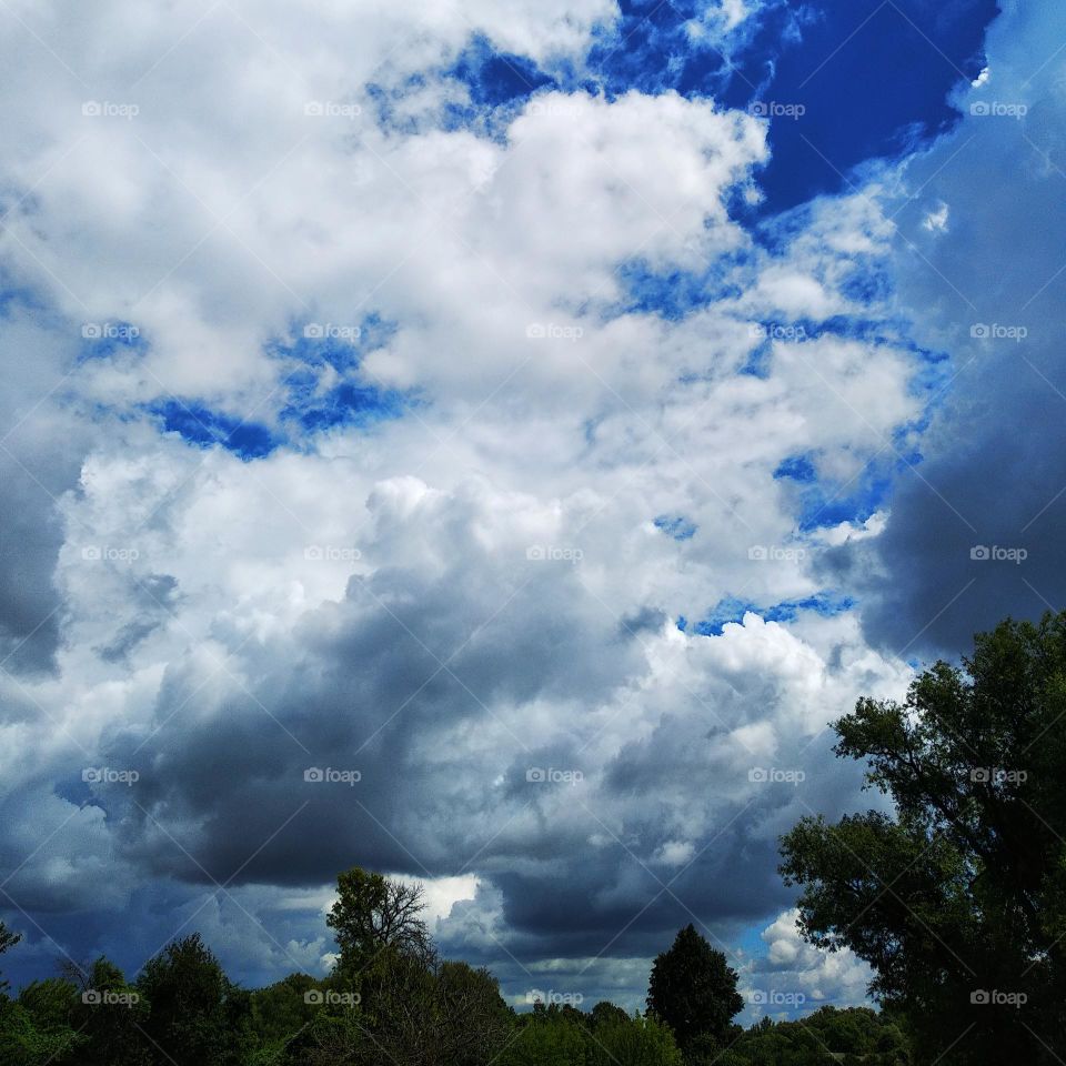Blue sky, white clouds.
