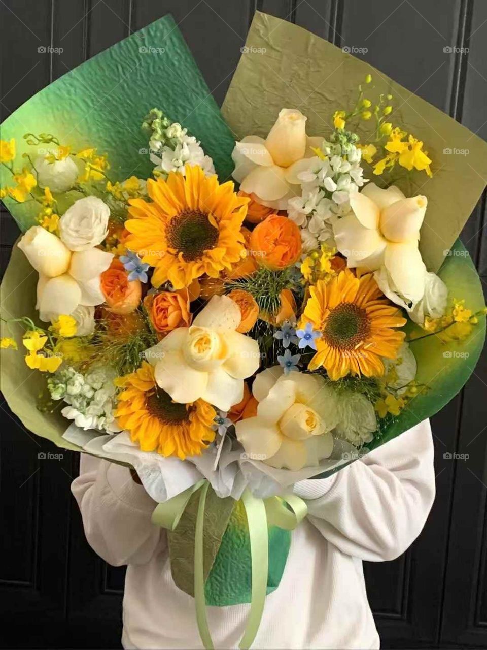 oil painting-like flowers