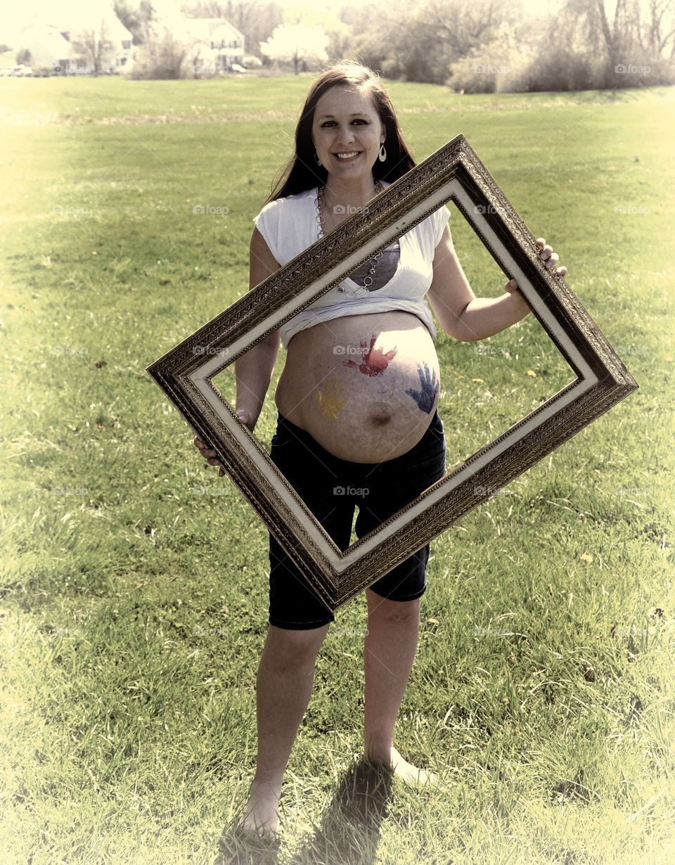 maternity handprints