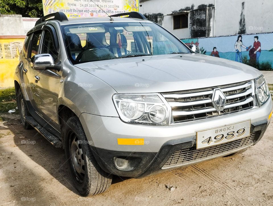 Dacia Duster vehicle