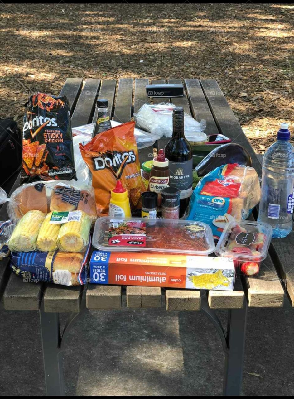 food items, stuff, drinks etc for outdoor barbecue or picnic