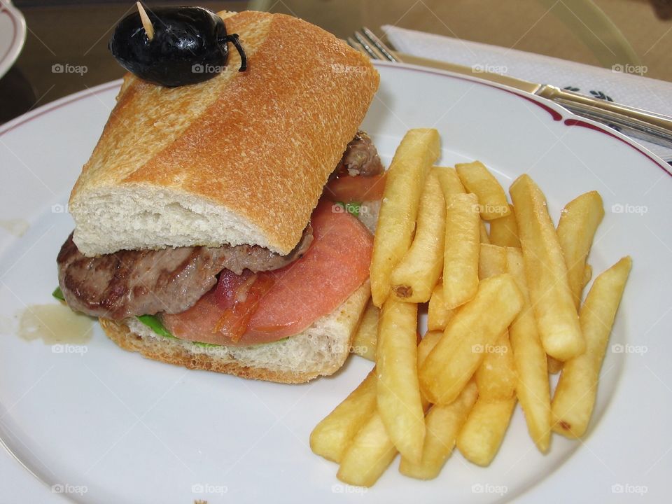 Steak Sandwich & Fries