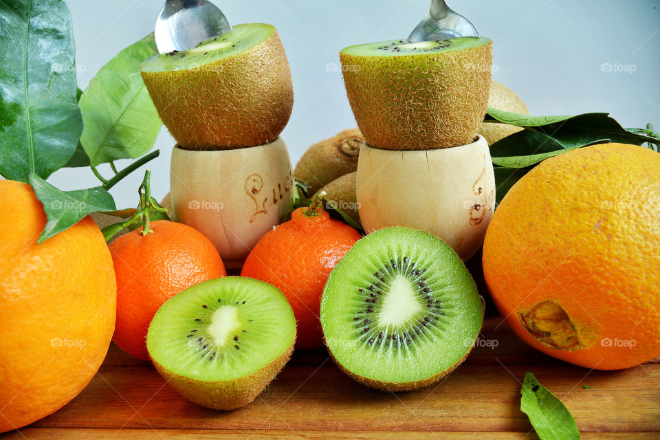 kiwi, fruits