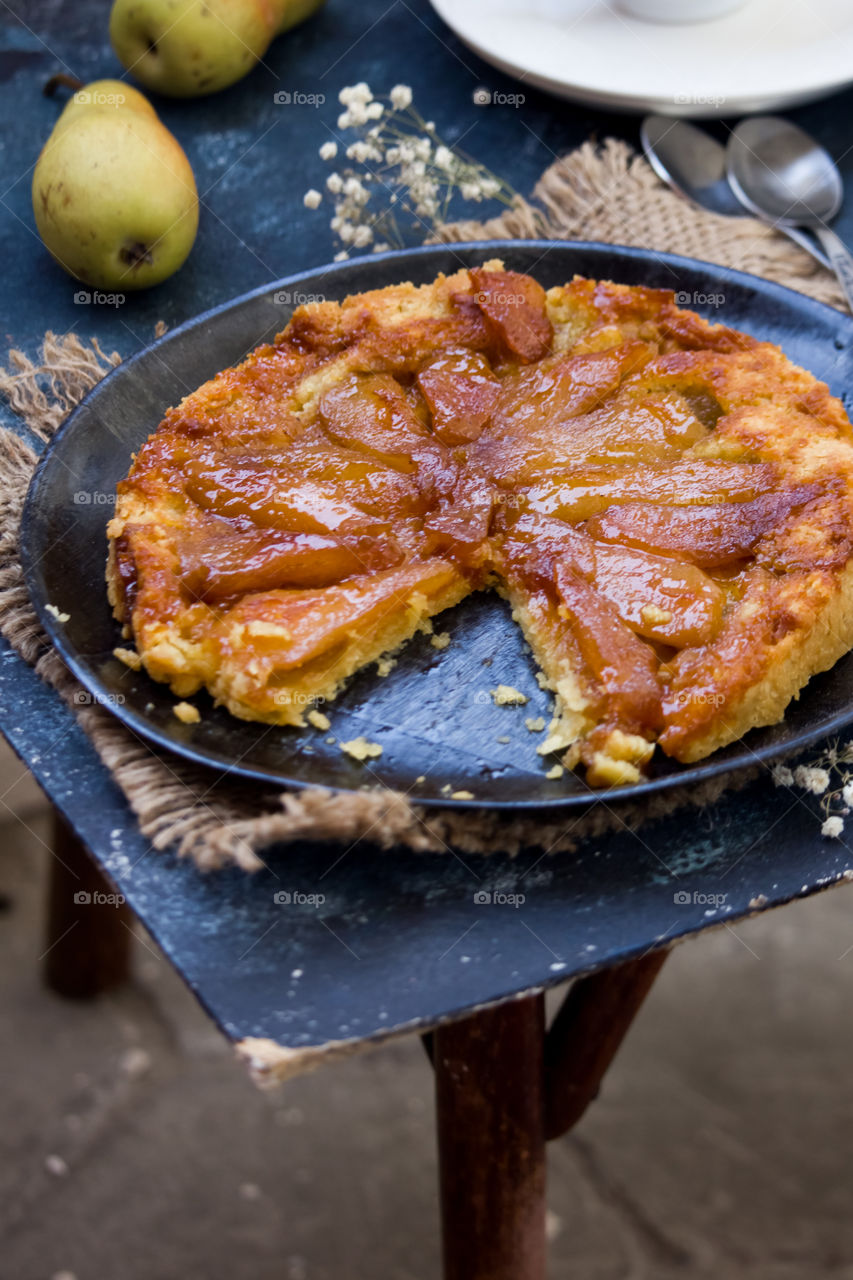 pear upside down cake