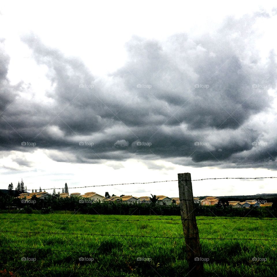 🌅Desperta, #Jundiaí!
Ótima 4a feira a todos.
🍃
#sol
#sun
#sky
#céu
#photo
#nature
#manhã
#morning
#alvorada
#natureza
#horizonte
#fotografia
#paisagem
#inspiração
#amanhecer
#mobgraphy
#FotografeiEmJundiaí
