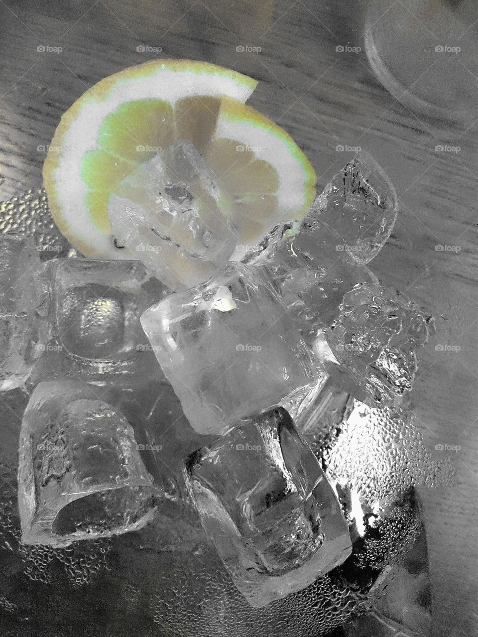 ice and lemon