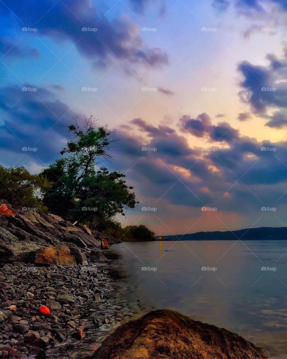 Motion blur Hudson River . A 30 second exposure and motion blur of the Hudson River at sunset. 