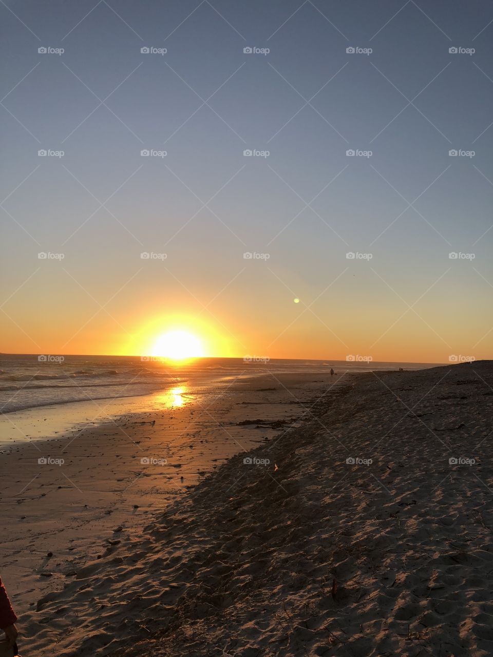 The sunset at the one of the best beaches in Cape Town! 