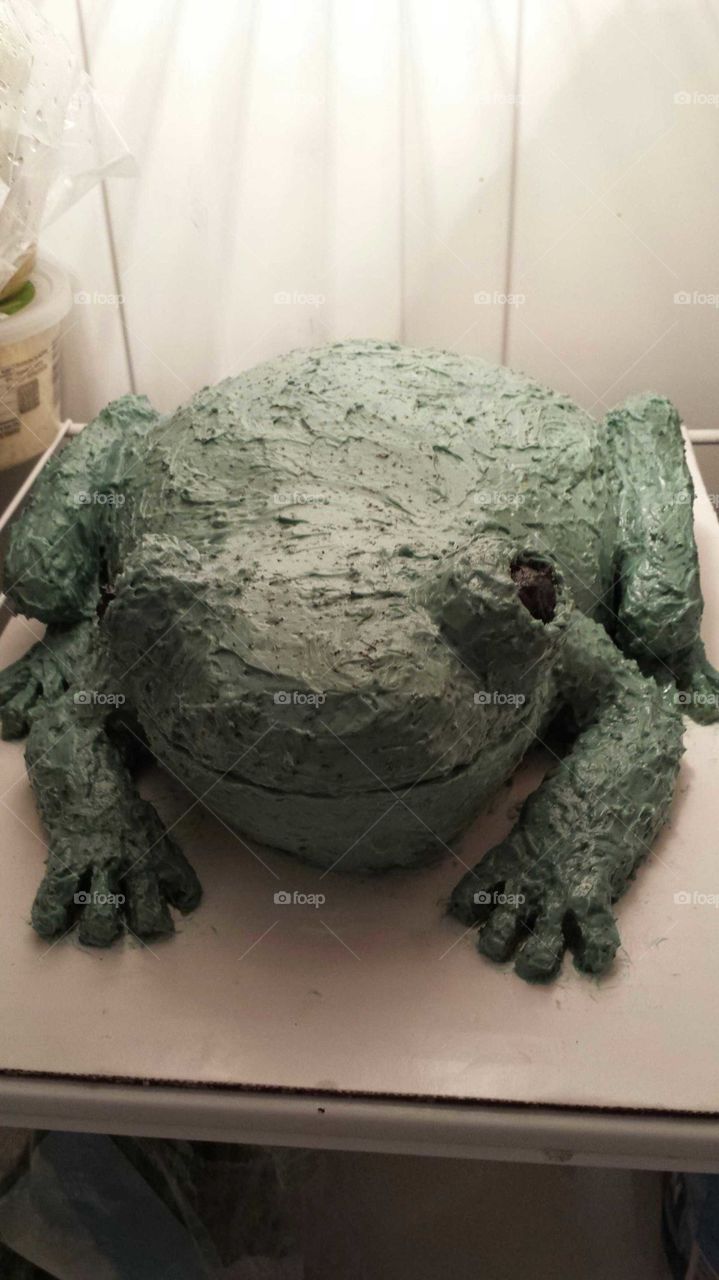 frog cake