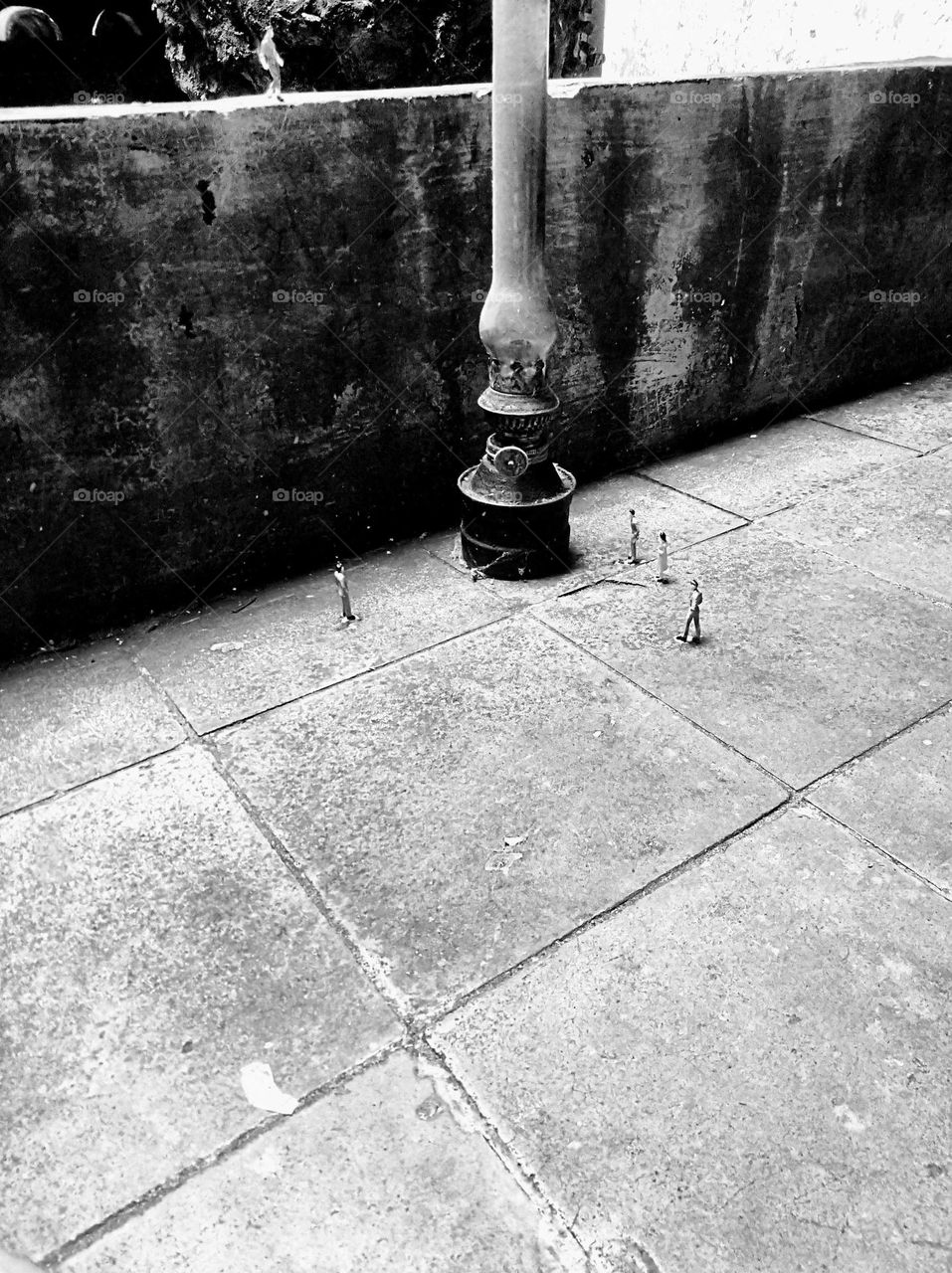 The world of Liliput, traditional ancient lamp