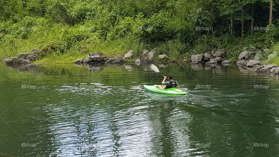 kayaking in Los Naranjos, Honduras