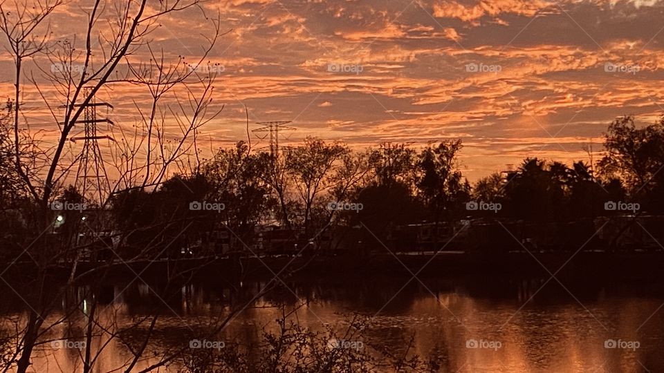 Here we go again but I’m in position to catch every exploding crack in the clouds. 