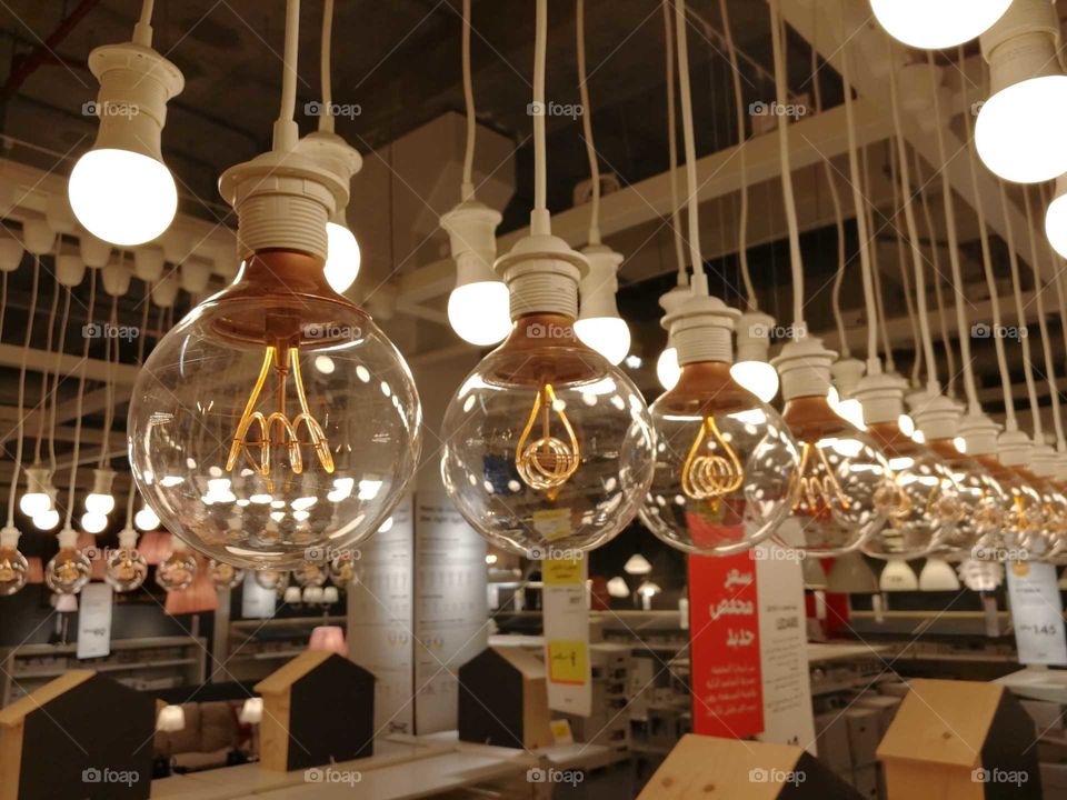 vintage hanging light bulbs with the ceiling