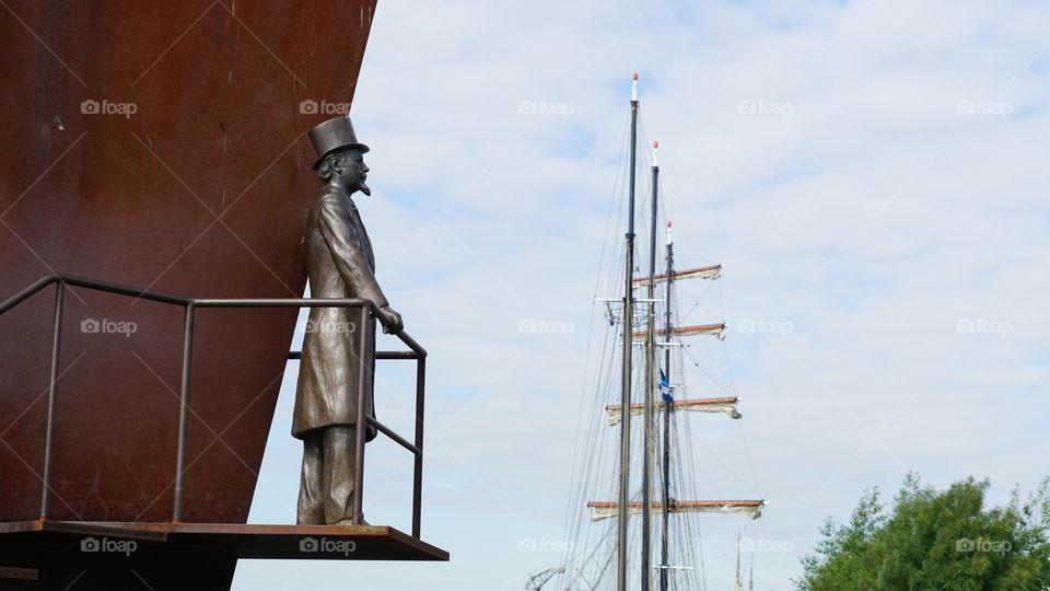 Sculpture at the old port of Antwerp.